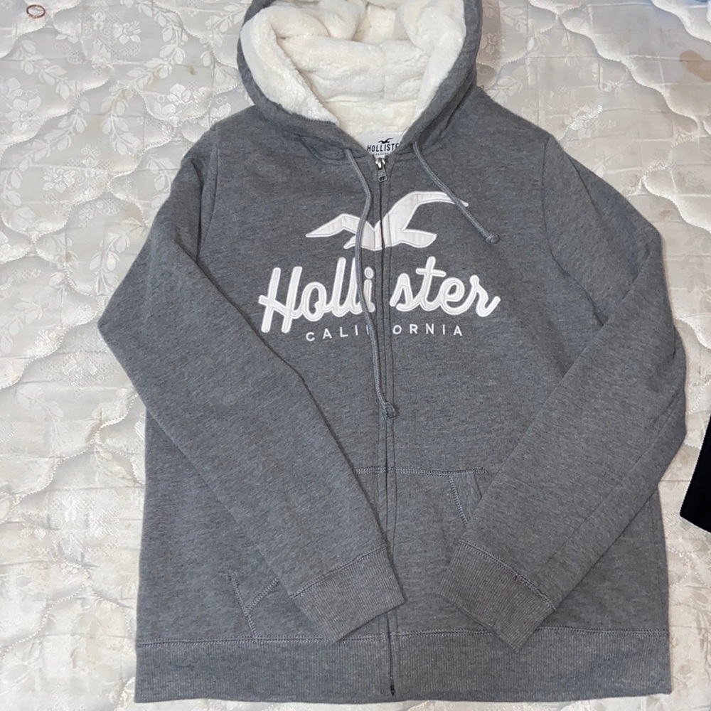 Women’s grey Hollister jacket